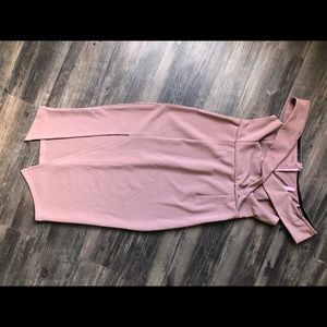Hello Molly off the shoulder midi dress blush